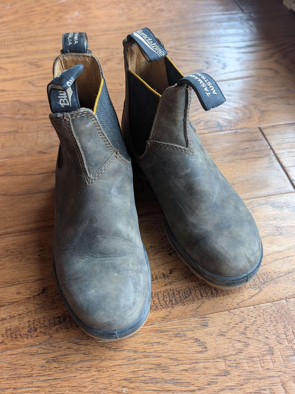 Blundstone Women's Brown Slip-On Chelsea Work Boots Size 3.5aus/6.5us